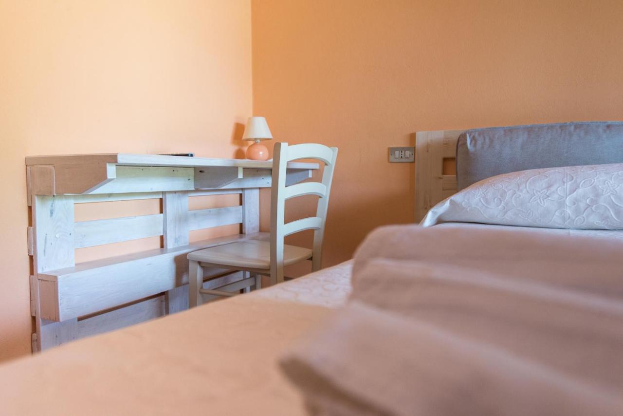 Albergo La Genzianella Miasino Экстерьер фото