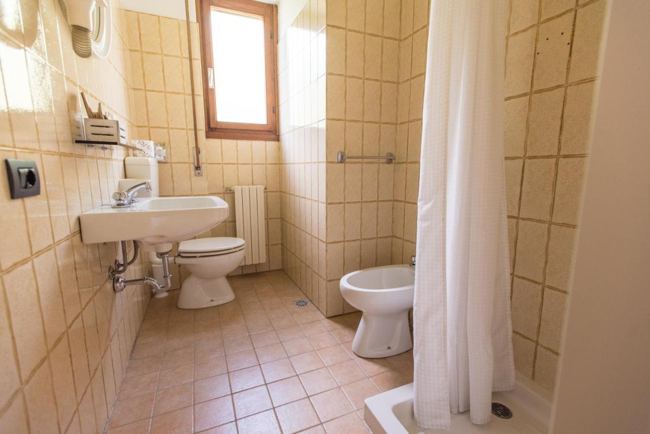 Albergo La Genzianella Miasino Экстерьер фото