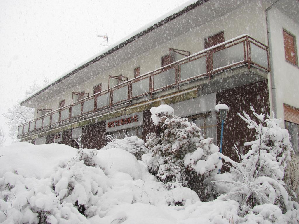 Albergo La Genzianella Miasino Экстерьер фото